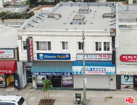 Photo of 4015 W Olympic Boulevard, Los Angeles, CA 90019 (MLS # 25625885)