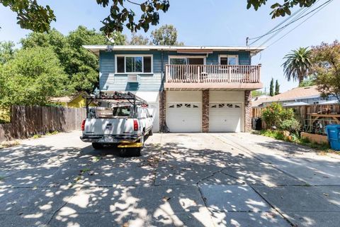 Photo of 1110 Allerton Street, Redwood City, CA 94063 (MLS # ML82047062)