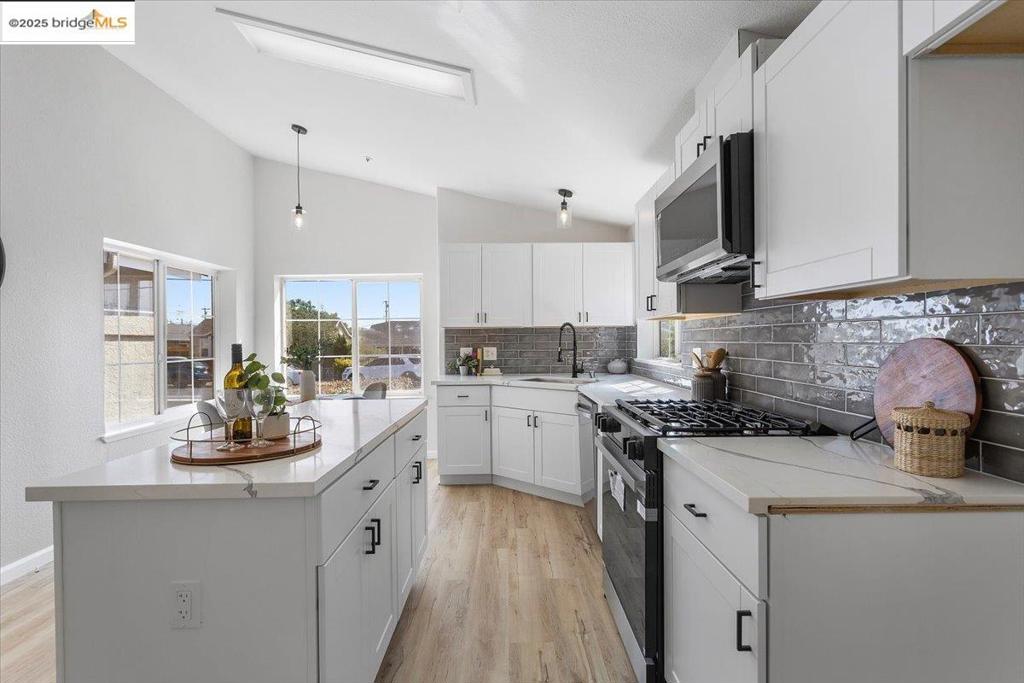 NEW HAVEN - Residential