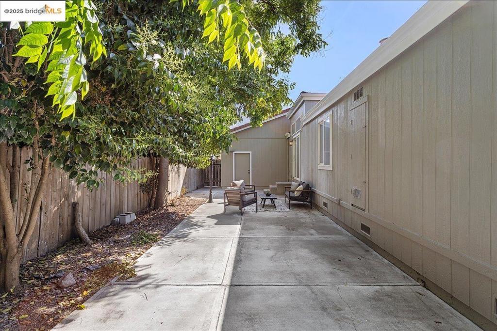 NEW HAVEN - Residential