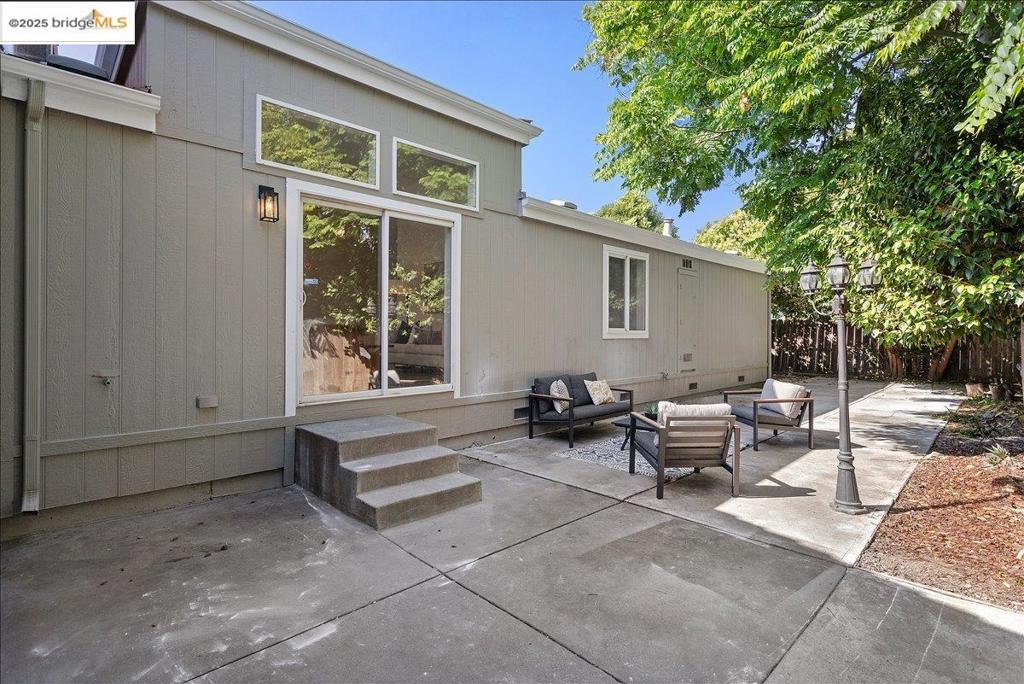 NEW HAVEN - Residential