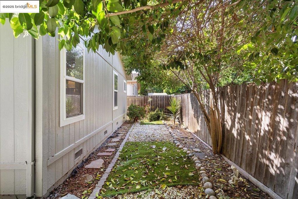 NEW HAVEN - Residential