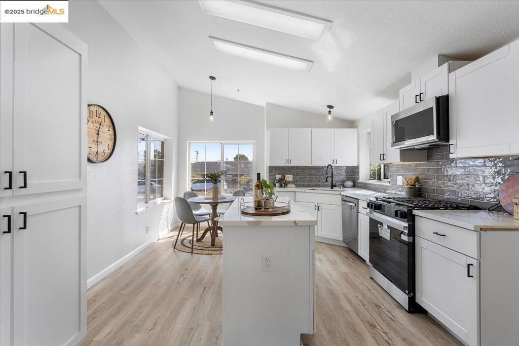 NEW HAVEN - Residential