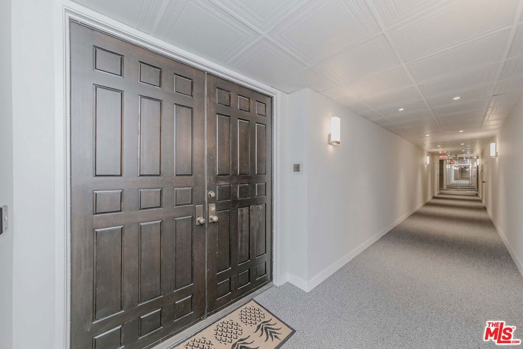 Photo of 4460 Wilshire Boulevard #705, Los Angeles, CA 90010 (MLS # 25578013)