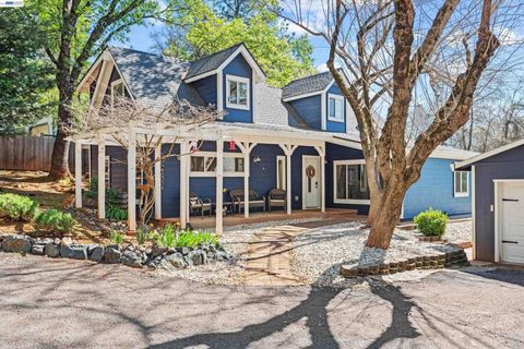 Photo of 20140 Redwood Dr Dr, Foresthill, CA 95631 (MLS # 41127014)