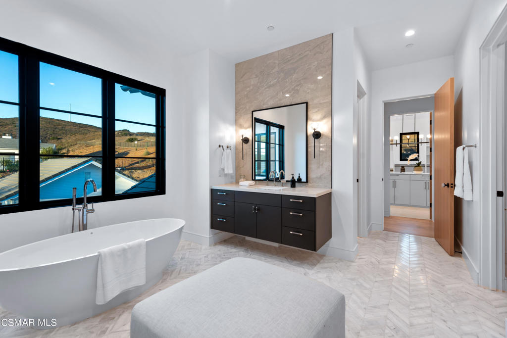 Unknown-999 - Residential