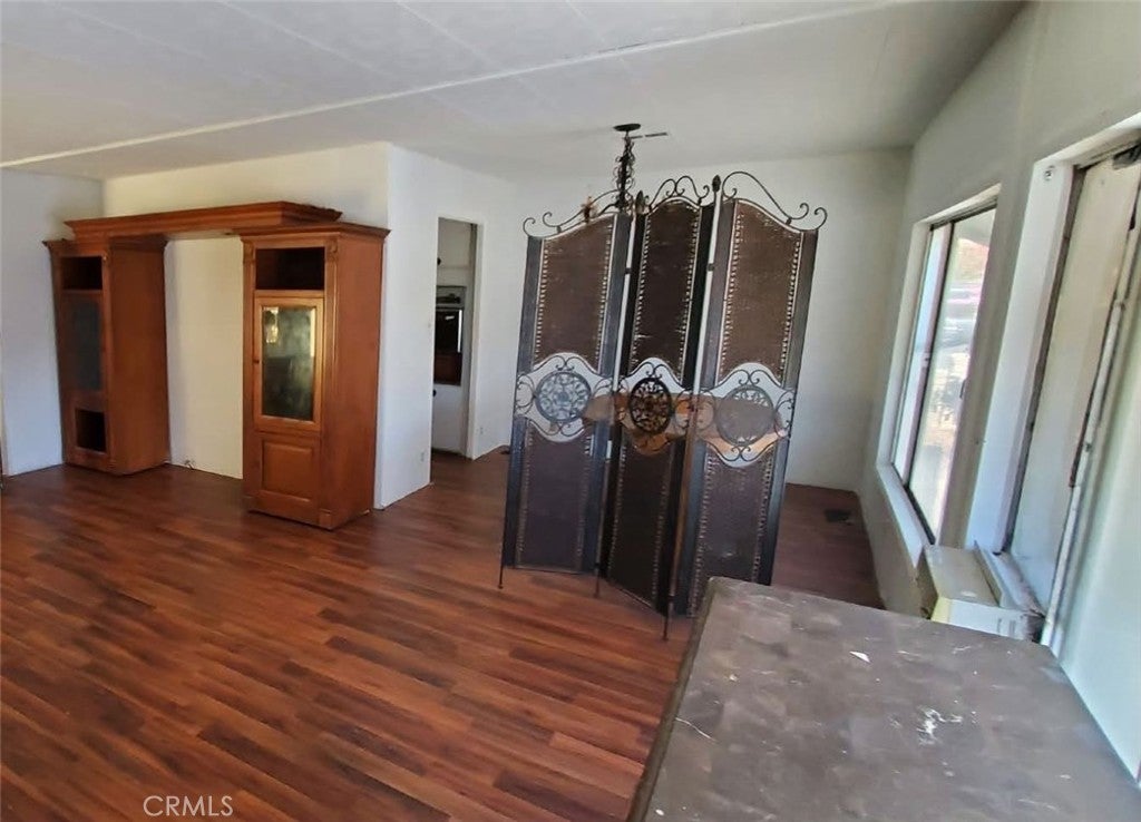 390 W Seventh 1