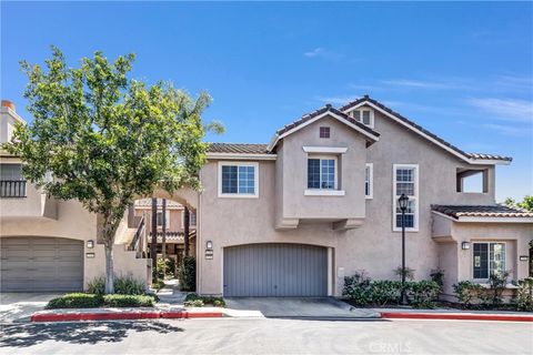 Photo of 2316 Cascade, Tustin, CA 92782 (MLS # OC26155715)