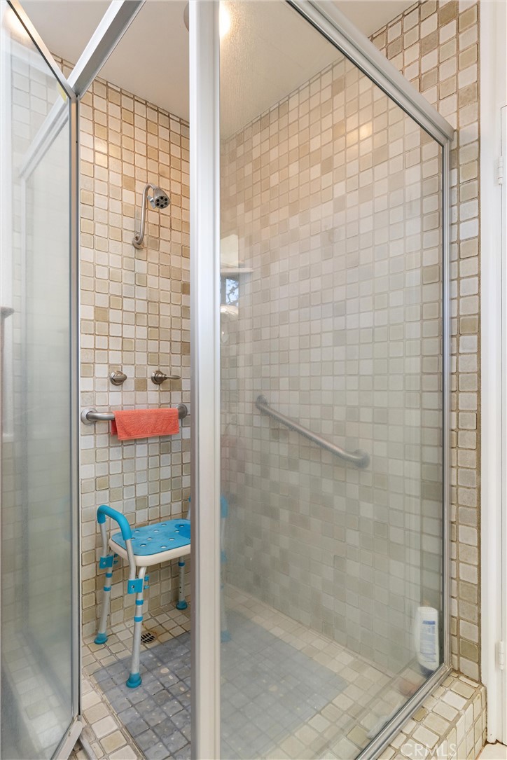 Emerald Bay (EB) - Residential