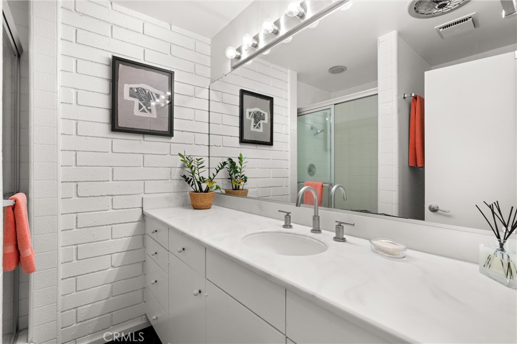 Emerald Bay (EB) - Residential