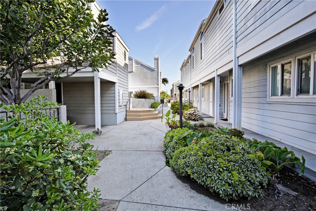 unknown - Residential Lease