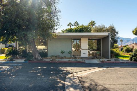 Photo of 181 Civic Drive #1, Palm Springs, CA 92262 (MLS # 219140000DA)