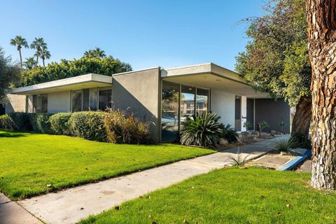 Photo of 181 Civic Drive #1, Palm Springs, CA 92262 (MLS # 219140000DA)