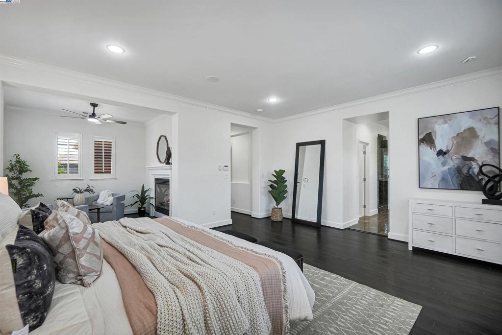 MOUNTAIN HOUSE - Residential