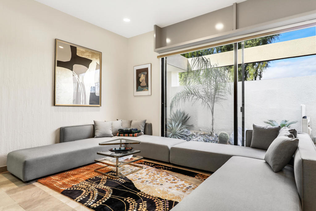 Los Altos - Residential Lease