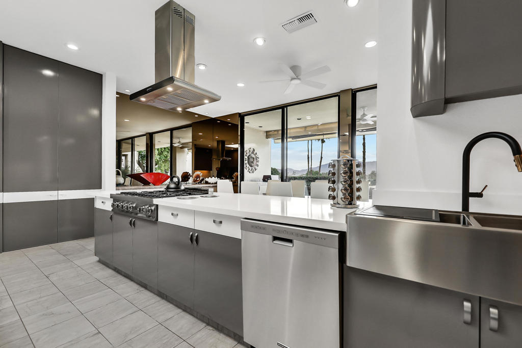 Los Altos - Residential Lease