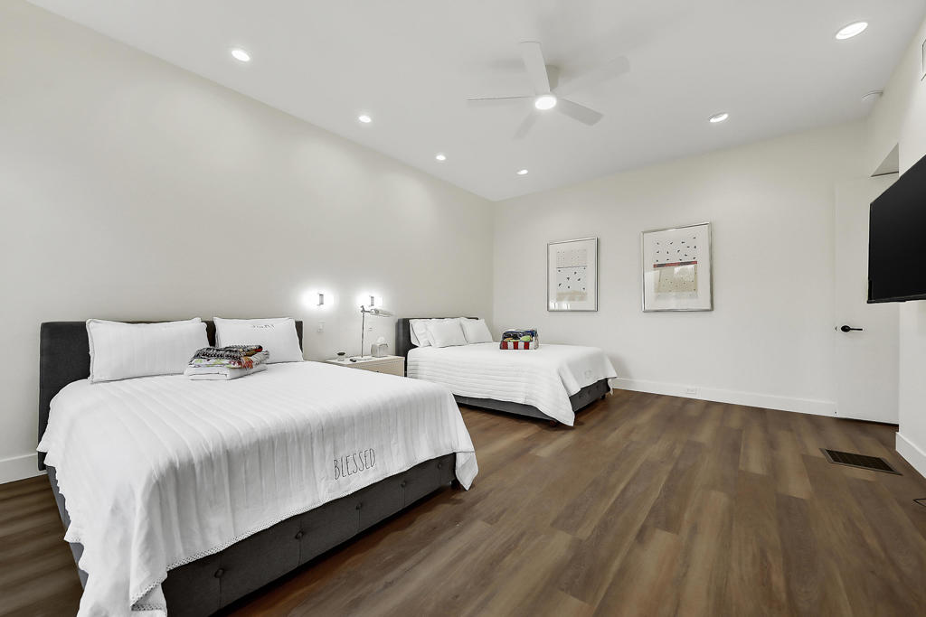 Los Altos - Residential Lease