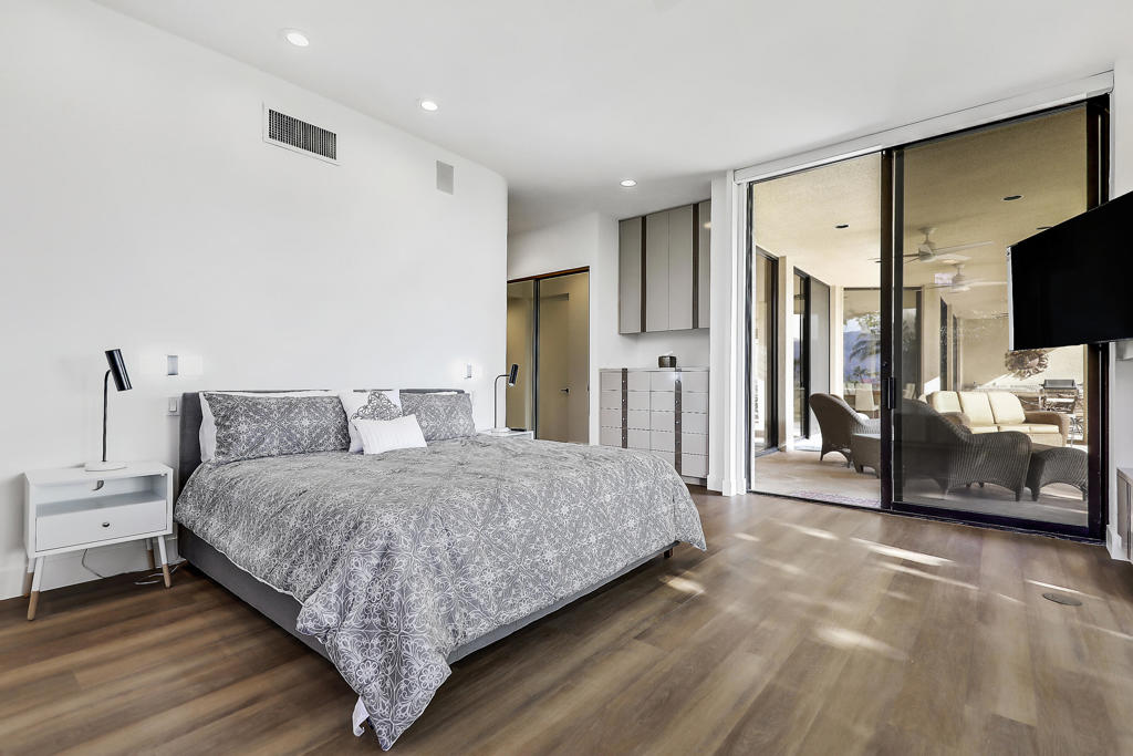 Los Altos - Residential Lease