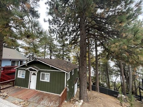Photo of 31607 Inspiration Drive, Running Springs, CA 92382 (MLS # IG25237440)