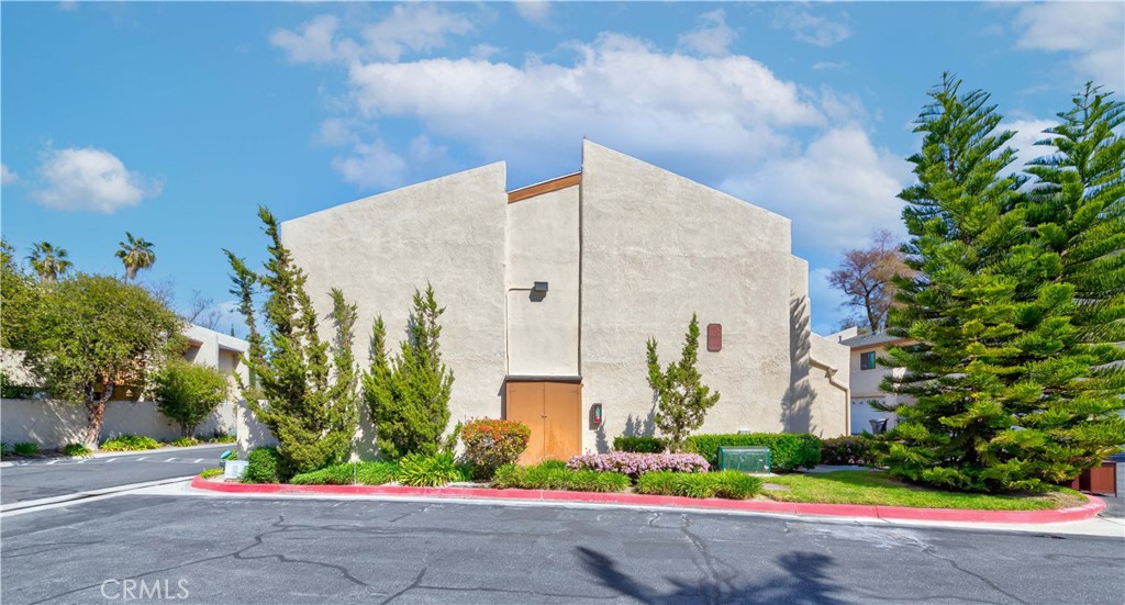 Country Villas (CTYV) - Residential Lease