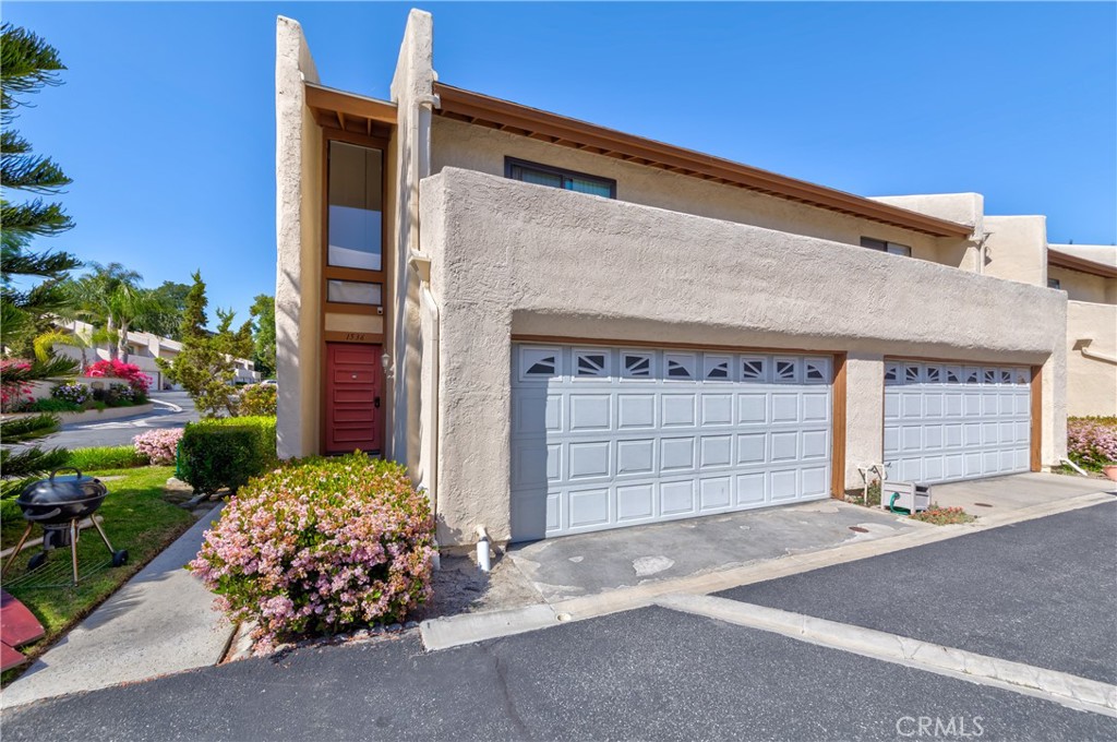 Country Villas (CTYV) - Residential Lease