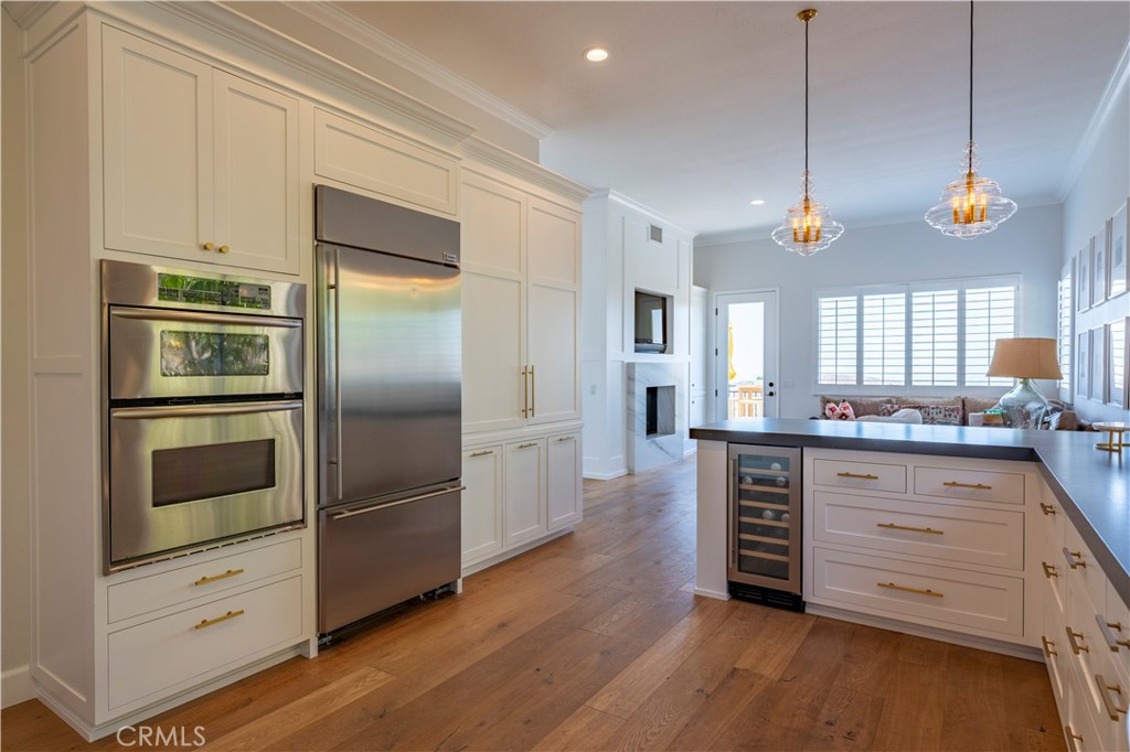 6206 E Cliffway Drive