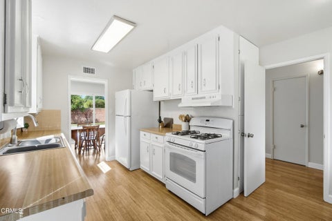 Tiny photo for 63 Madera Avenue, Ventura, CA 93003 (MLS # V1-38933)