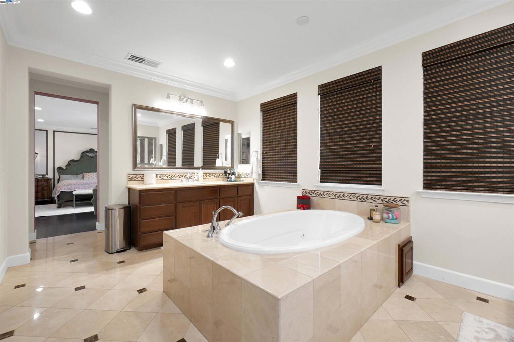 WINDEMERE - Residential