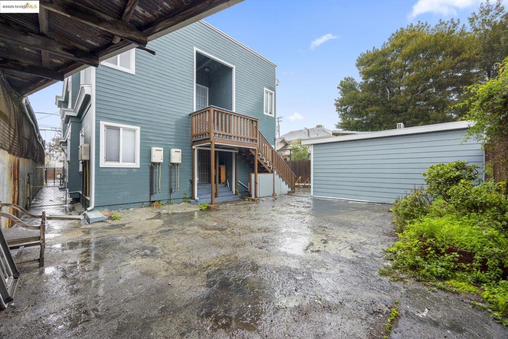 LONGFELLOW - Residential Lease