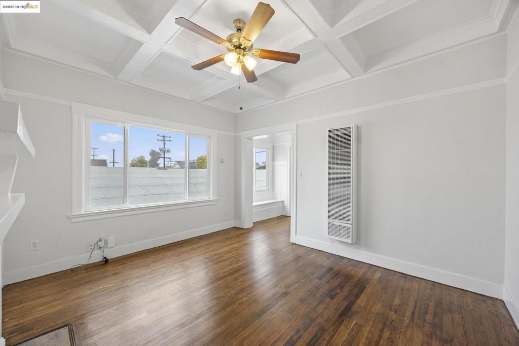 LONGFELLOW - Residential Lease