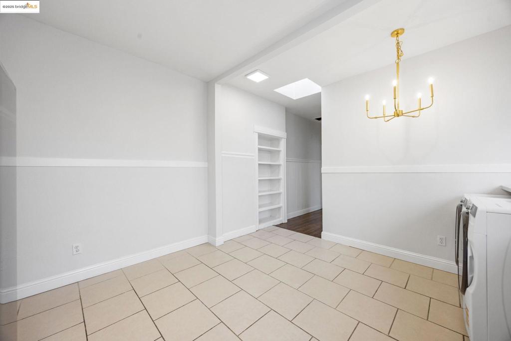 LONGFELLOW - Residential Lease