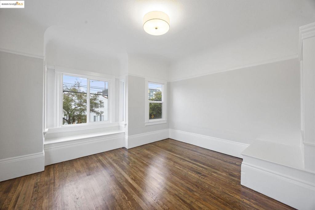 LONGFELLOW - Residential Lease