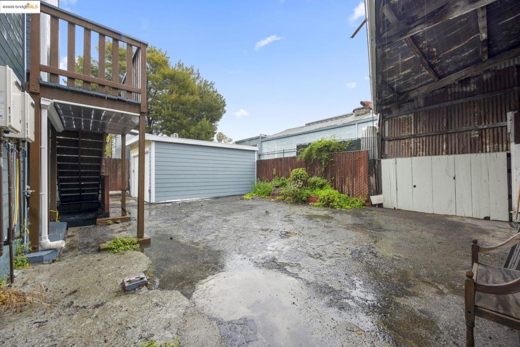 LONGFELLOW - Residential Lease