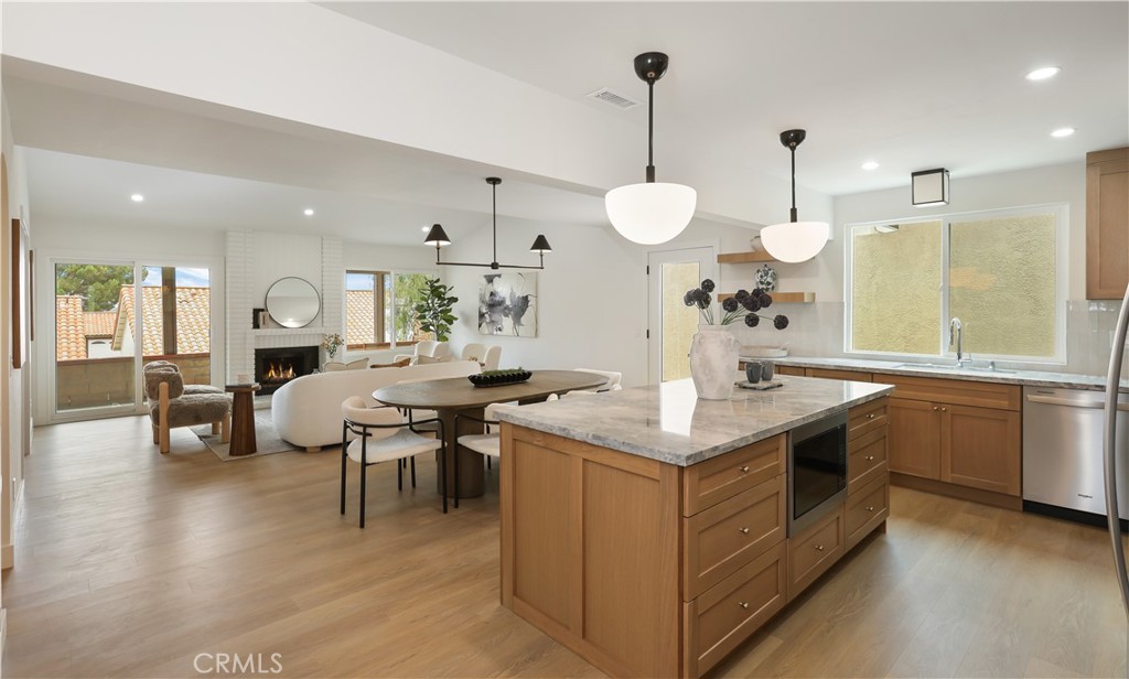 Casta Del Sol - Carmel (CR) - Residential