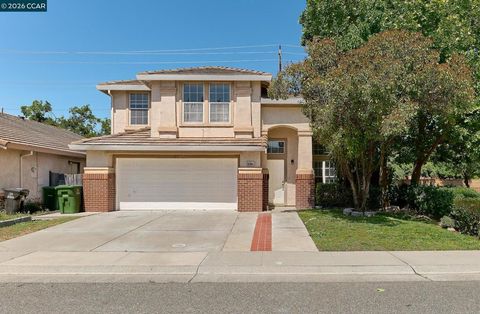 Photo of 8400 Newby Way Way, Elk Grove, CA 95624 (MLS # 41131873)