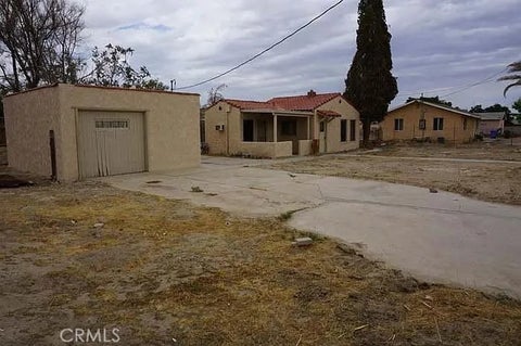 Photo of 29142 Arrowhead AVE, Barstow, CA 92311 (MLS # DW26169110)