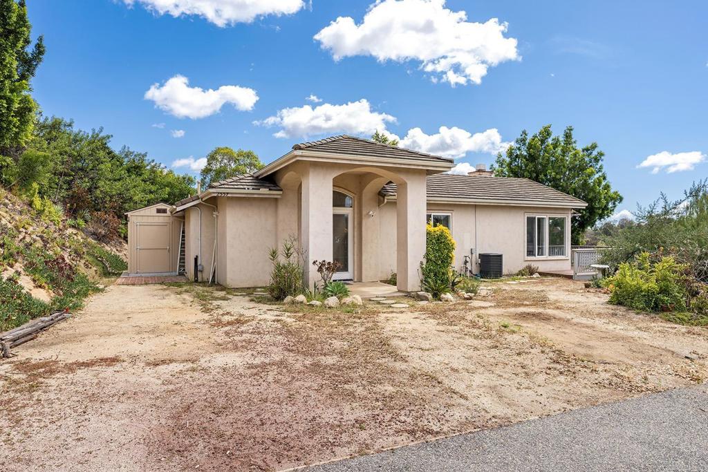 2557 Live Oak Park Rd