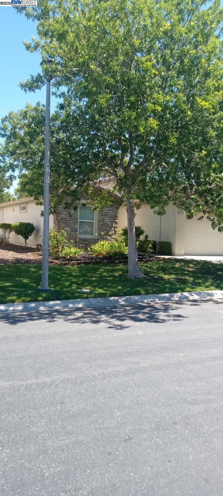 308 Willow Brook Way