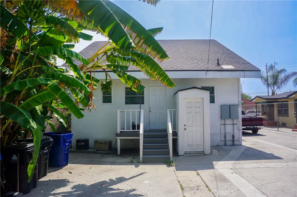 4245 Wall Street