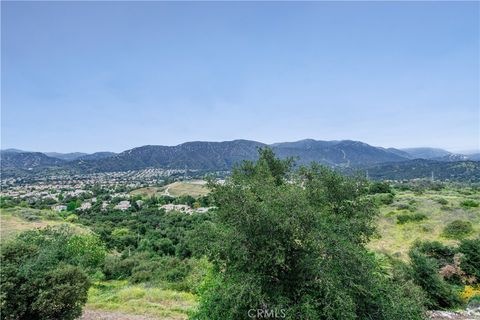 Photo of 350 Roughrider Road, La Verne, CA 91750 (MLS # OC25112664) Photo of 350 Roughrider Road, La Verne, CA 91750 (MLS # OC25112664)