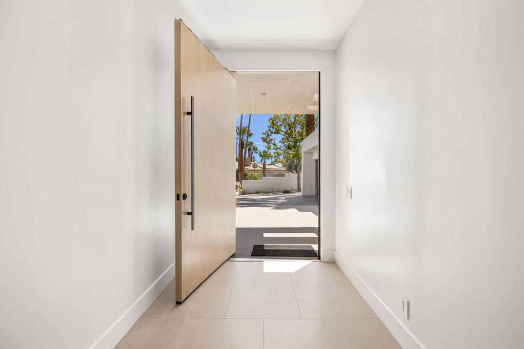 75650 Altamira Drive