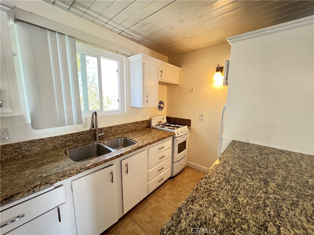 25091 La Cresta Drive D