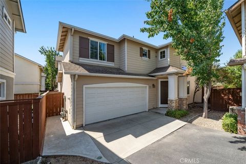 Photo of 2913 Cottage Lane Ln, Paso Robles, CA 93446 (MLS # SC25193998) Photo of 2913 Cottage Lane Ln, Paso Robles, CA 93446 (MLS # SC25193998)