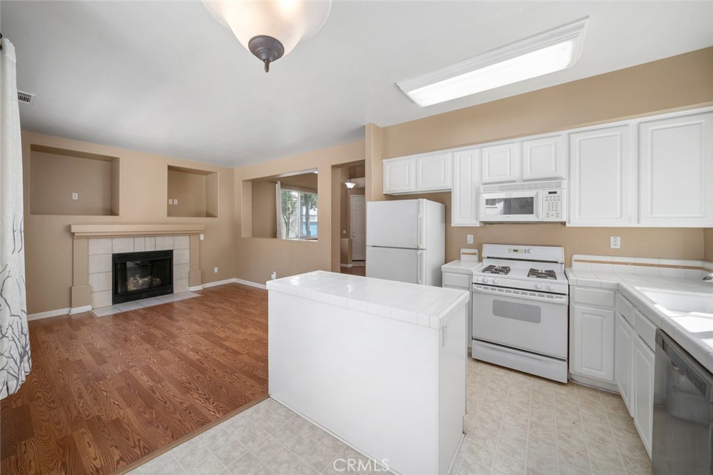 Cottages at River Oaks - Residential