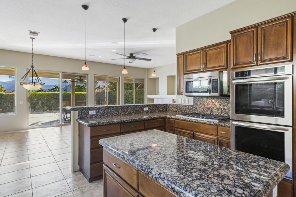 Rancho Mirage C.C. - Residential