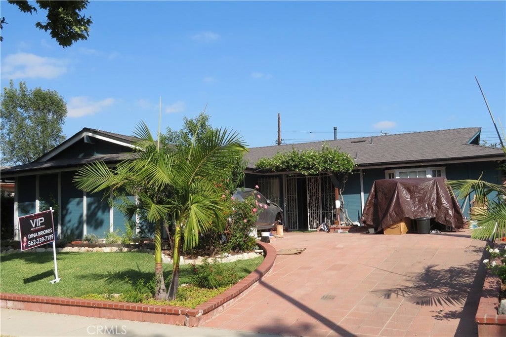 11666 Remington ST, Sylmar CA 91342