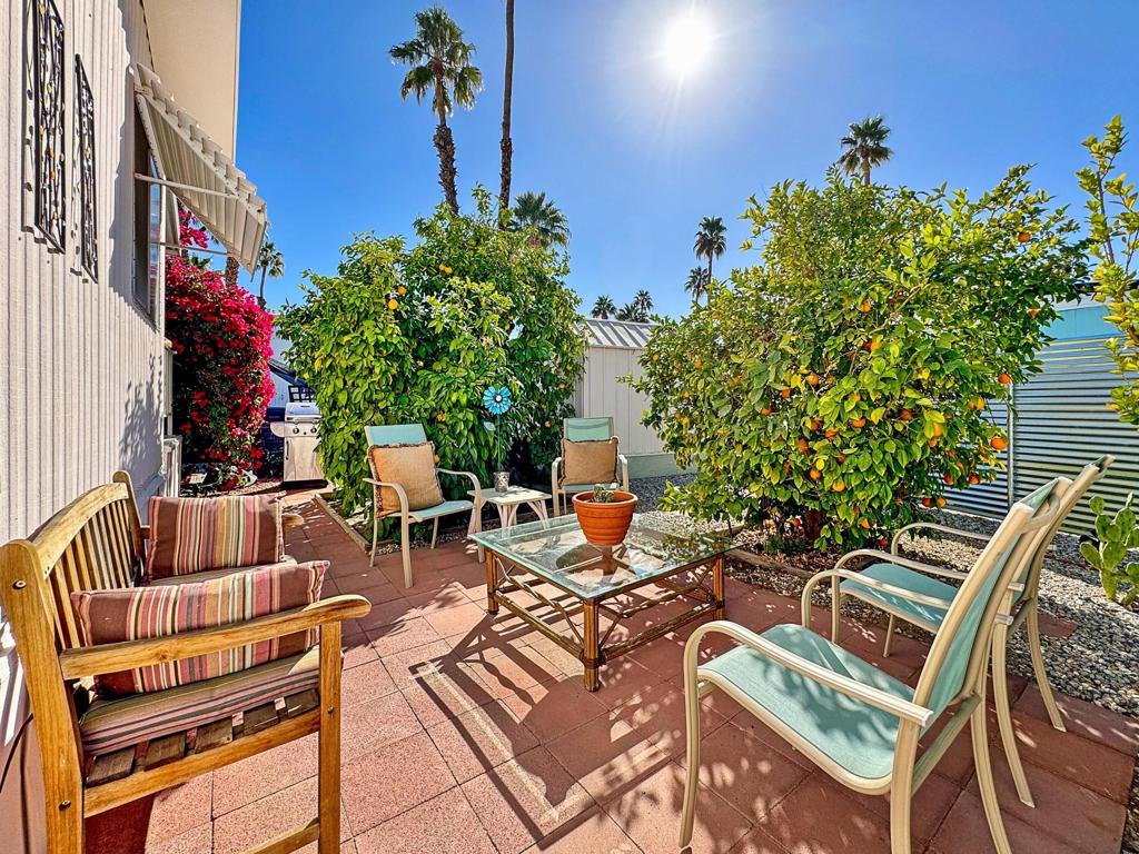 Royal Palms - Manufactured In Park