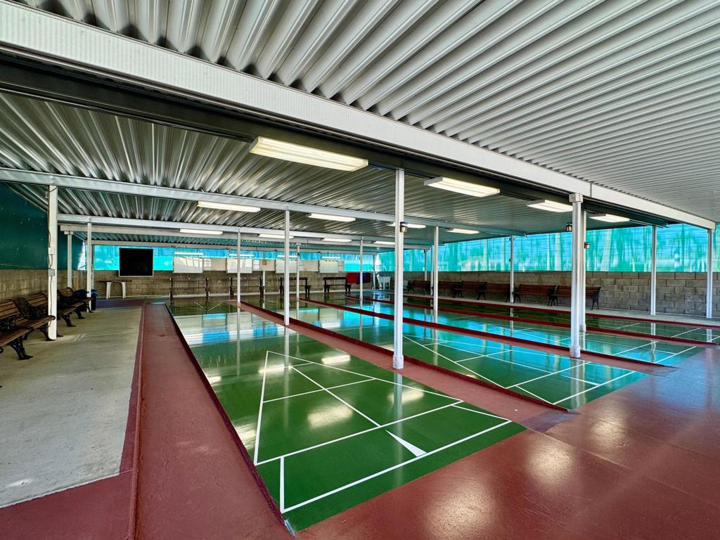 Royal Palms - Manufactured In Park