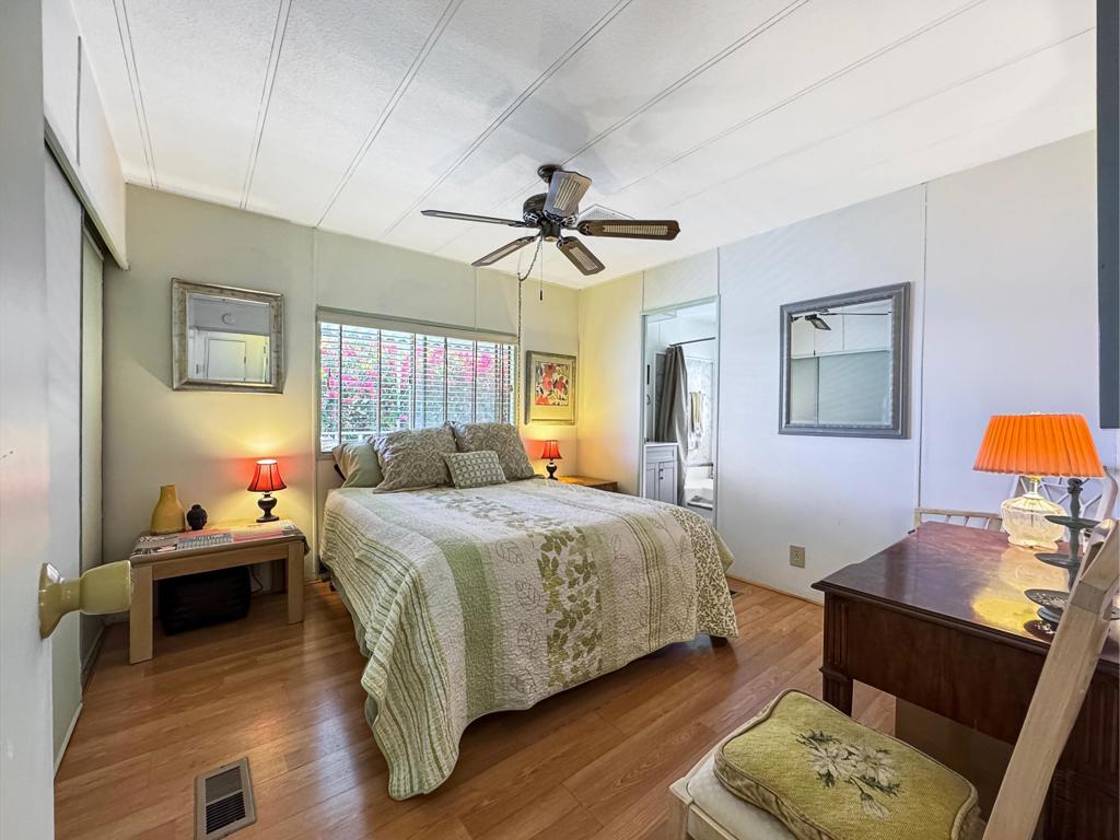 Royal Palms - Manufactured In Park