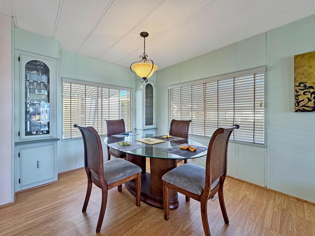 Royal Palms - Manufactured In Park